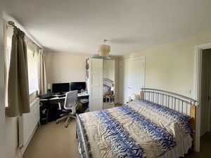 Bedroom- click for photo gallery